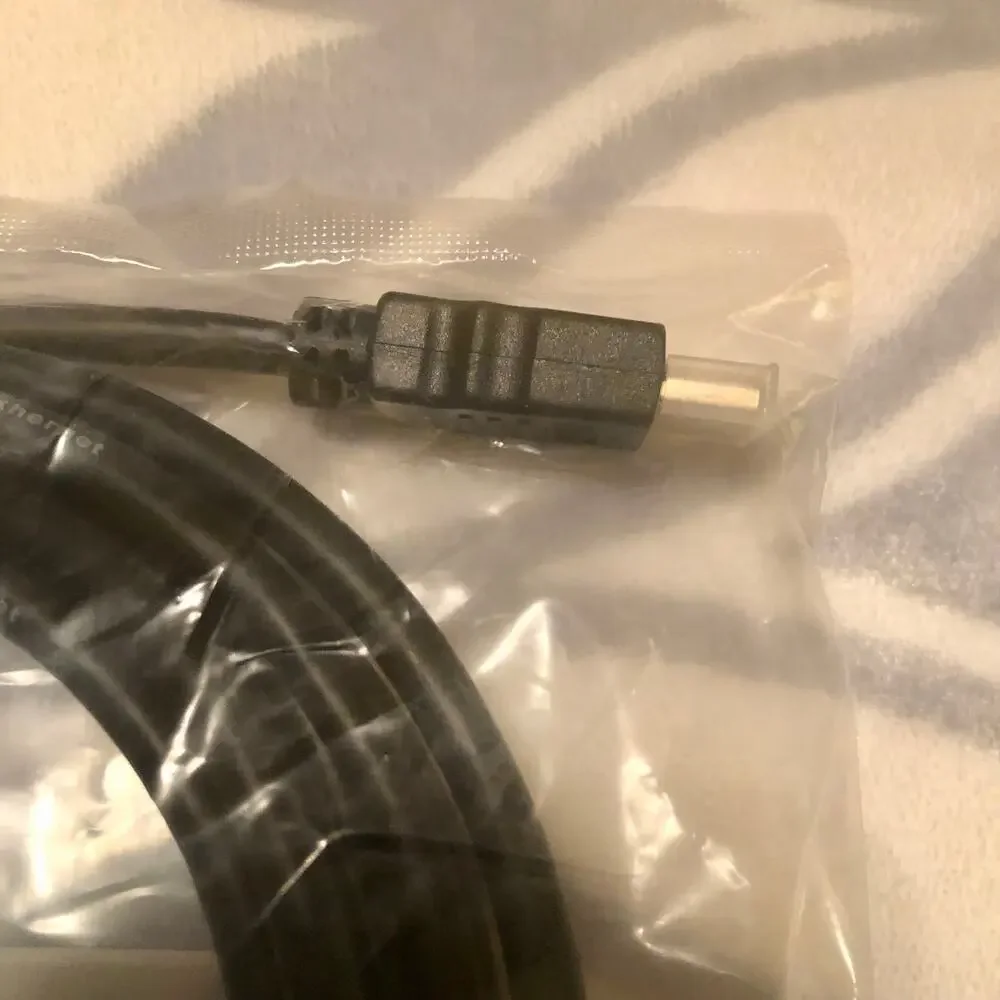 New Axis High Speed HDMI to HDMI Cable with Ethernet - 12 Feet (41203)